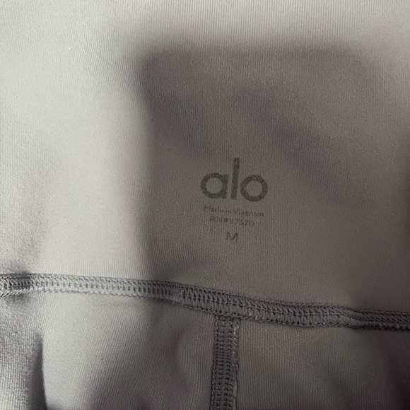 Alo leggings - Picture 7 of 7